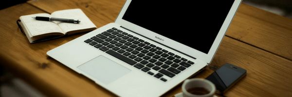 Title Image: Goals, blogging. Image: Laptop on desk