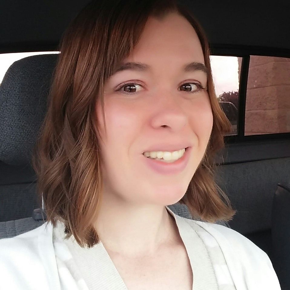 Photo of Writer Alana Boltz