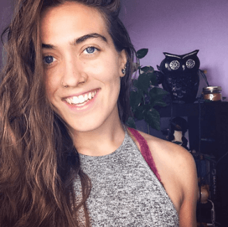 Photo of author Natalia Leigh.  Writer Natalia Leigh headshot