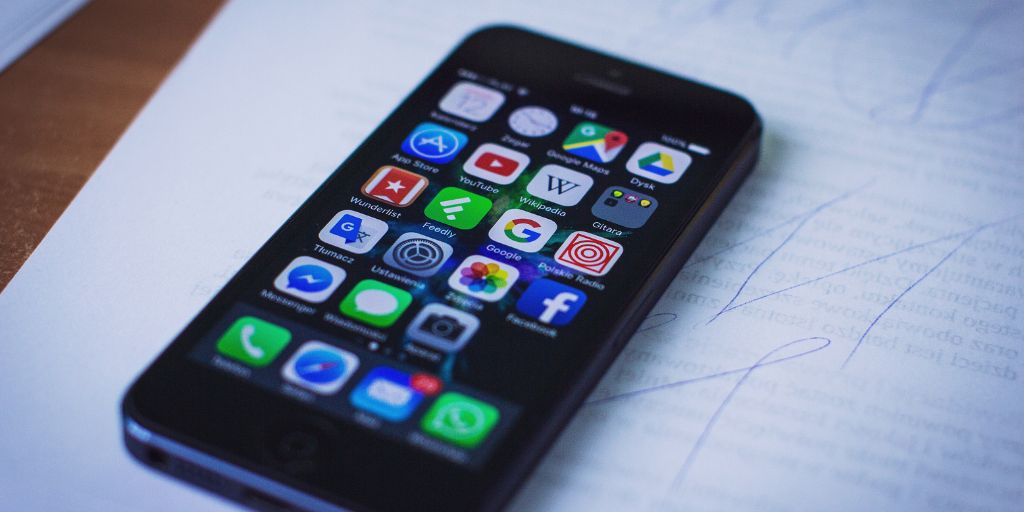 Photo of a mobile phone. Image from Canva Pro